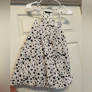 woman’s tank top